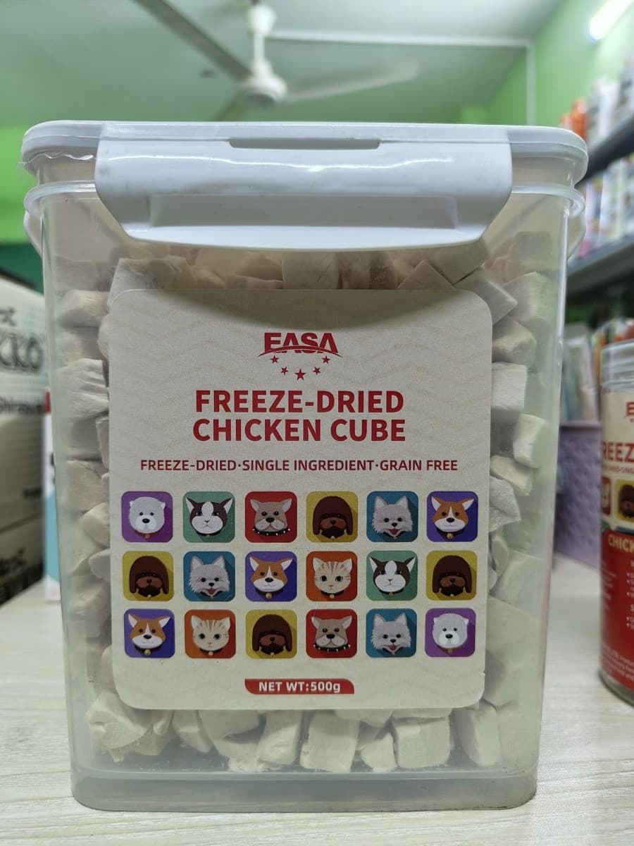 Easa Freeze Dried Chicken Cube Treats 500 gm Container